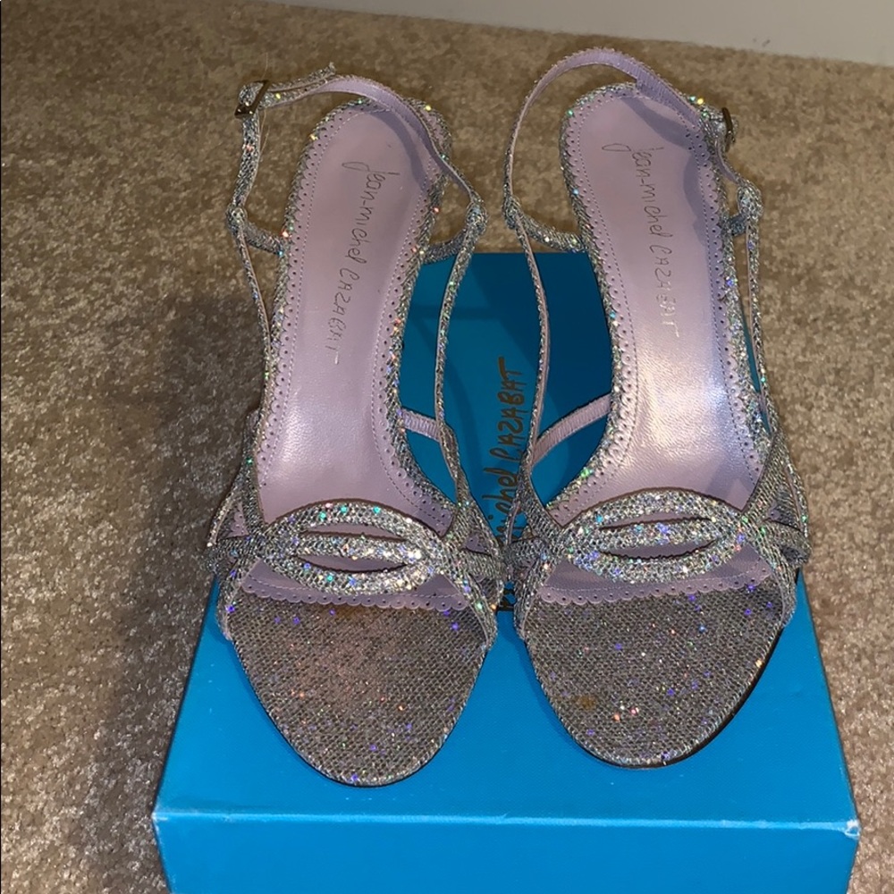 Gorgeous heel - Picture 2 of 8